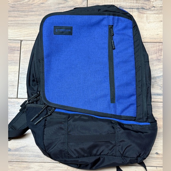 timbuk2 q backpack 17-inch Custom Laptop 2.0 | Corporate Gifts mesh ventilated back panel for carrying comfort Timbuk2 Q Laptop Backpack 2.0